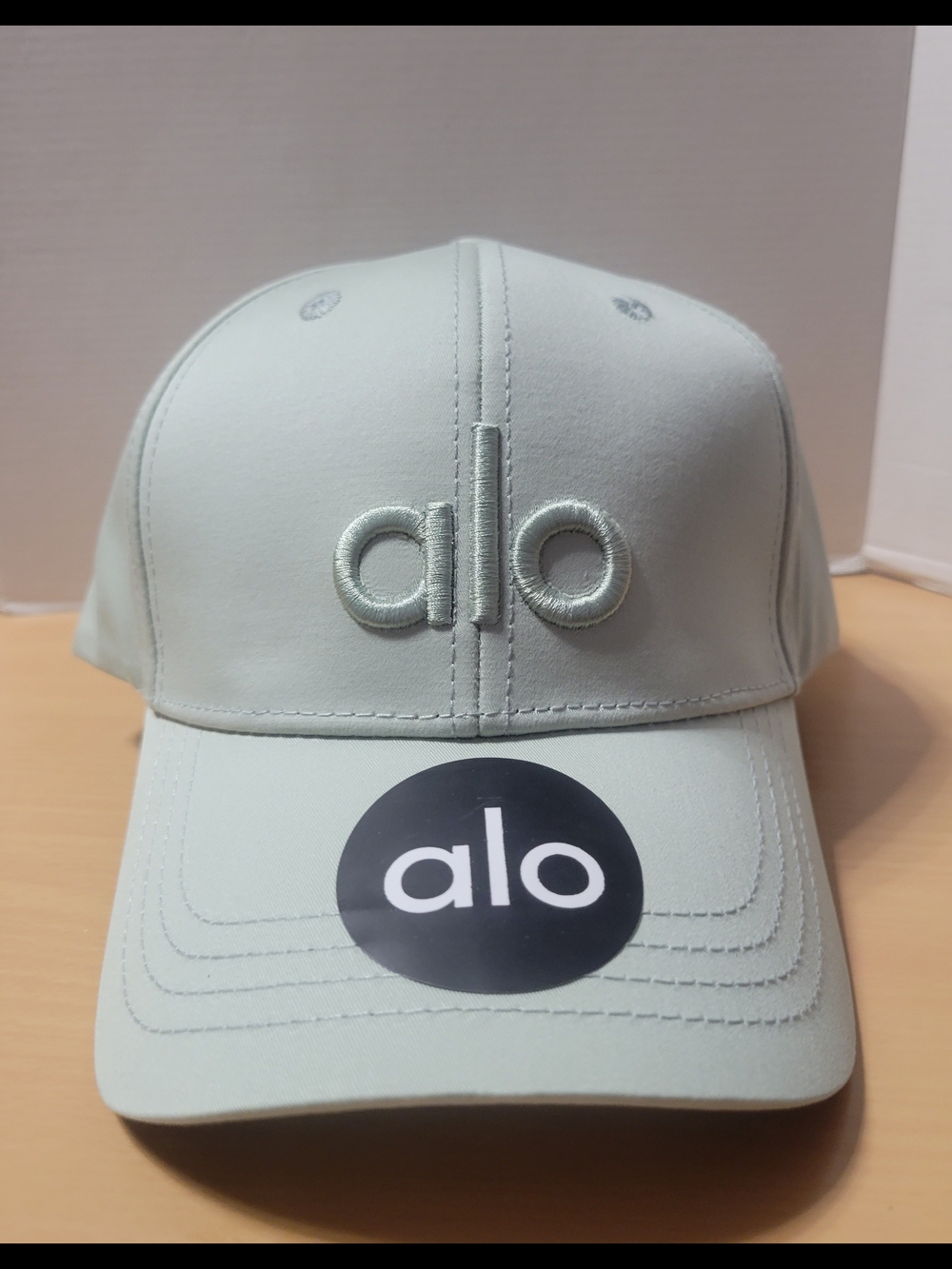ALO Yoga Mint Green Baseball Cap with Tag